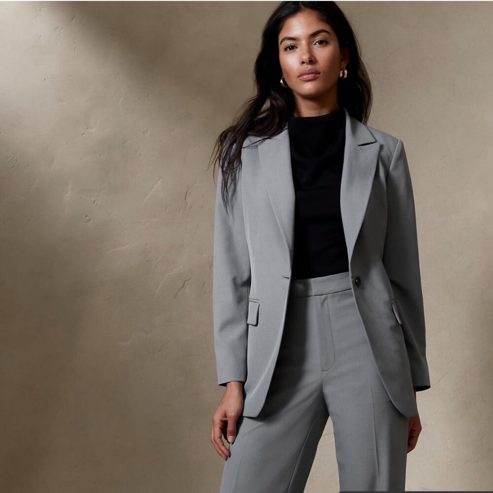 Banana Republic Sculpted Suit Blazer in Heather Gray - NWT